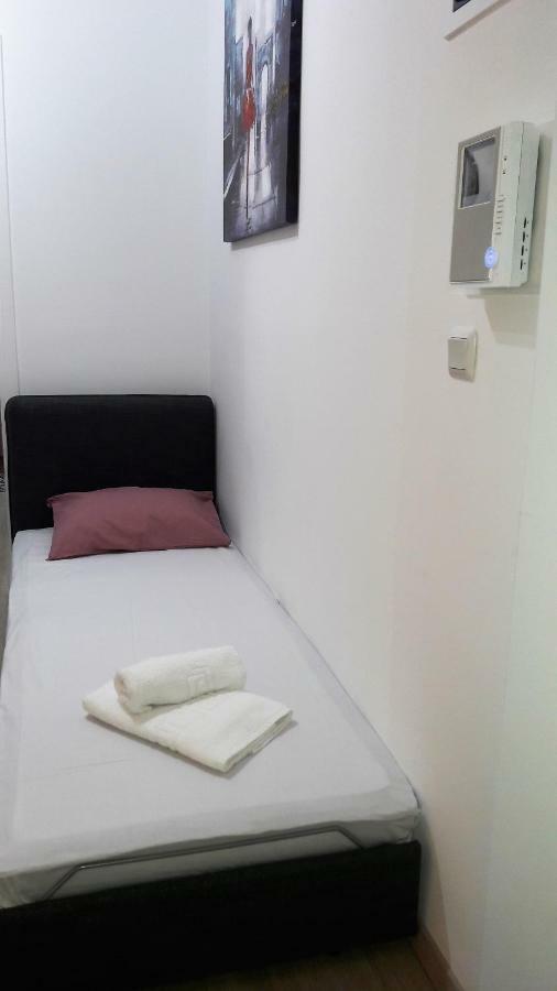Marras Apartment เอเธนส์ ภายนอก รูปภาพ
