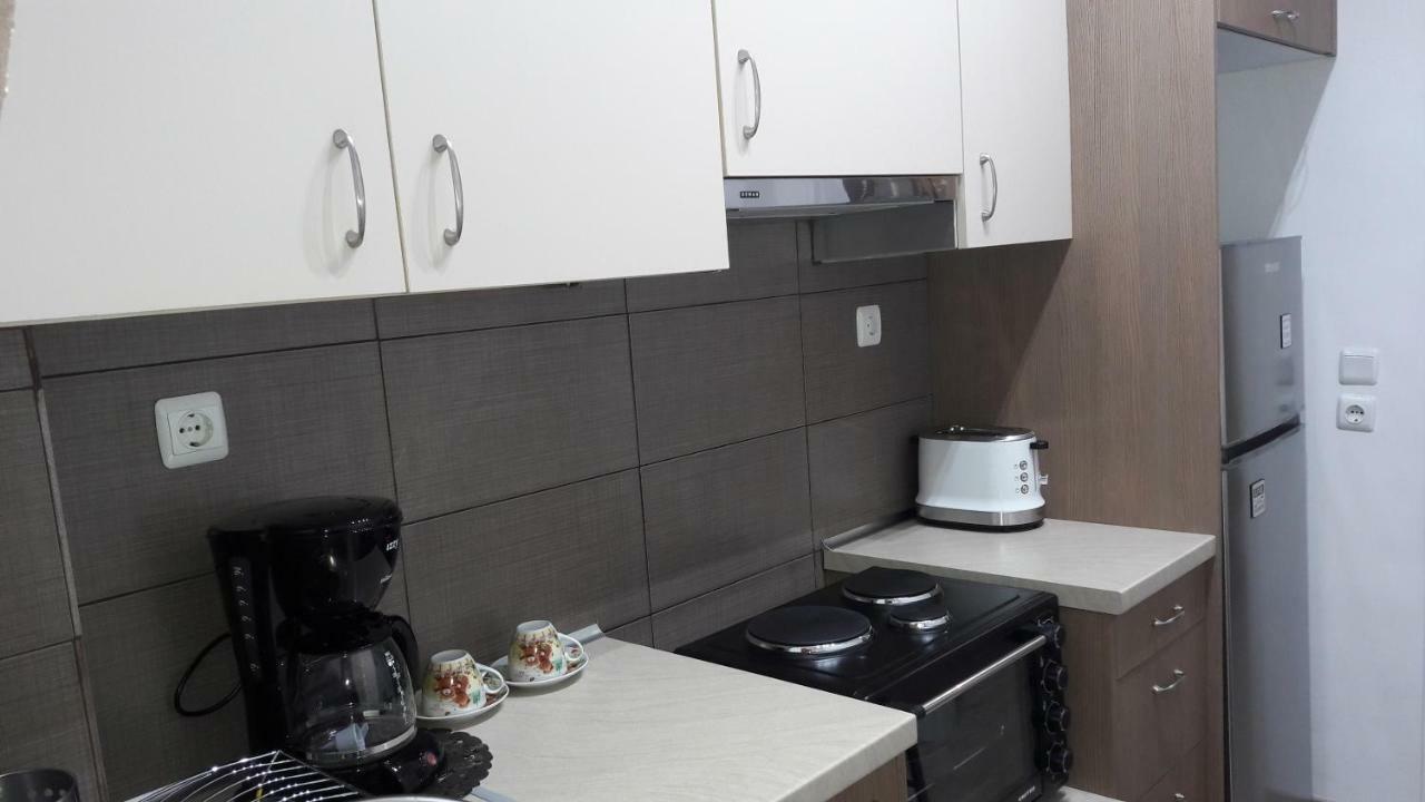 Marras Apartment เอเธนส์ ภายนอก รูปภาพ
