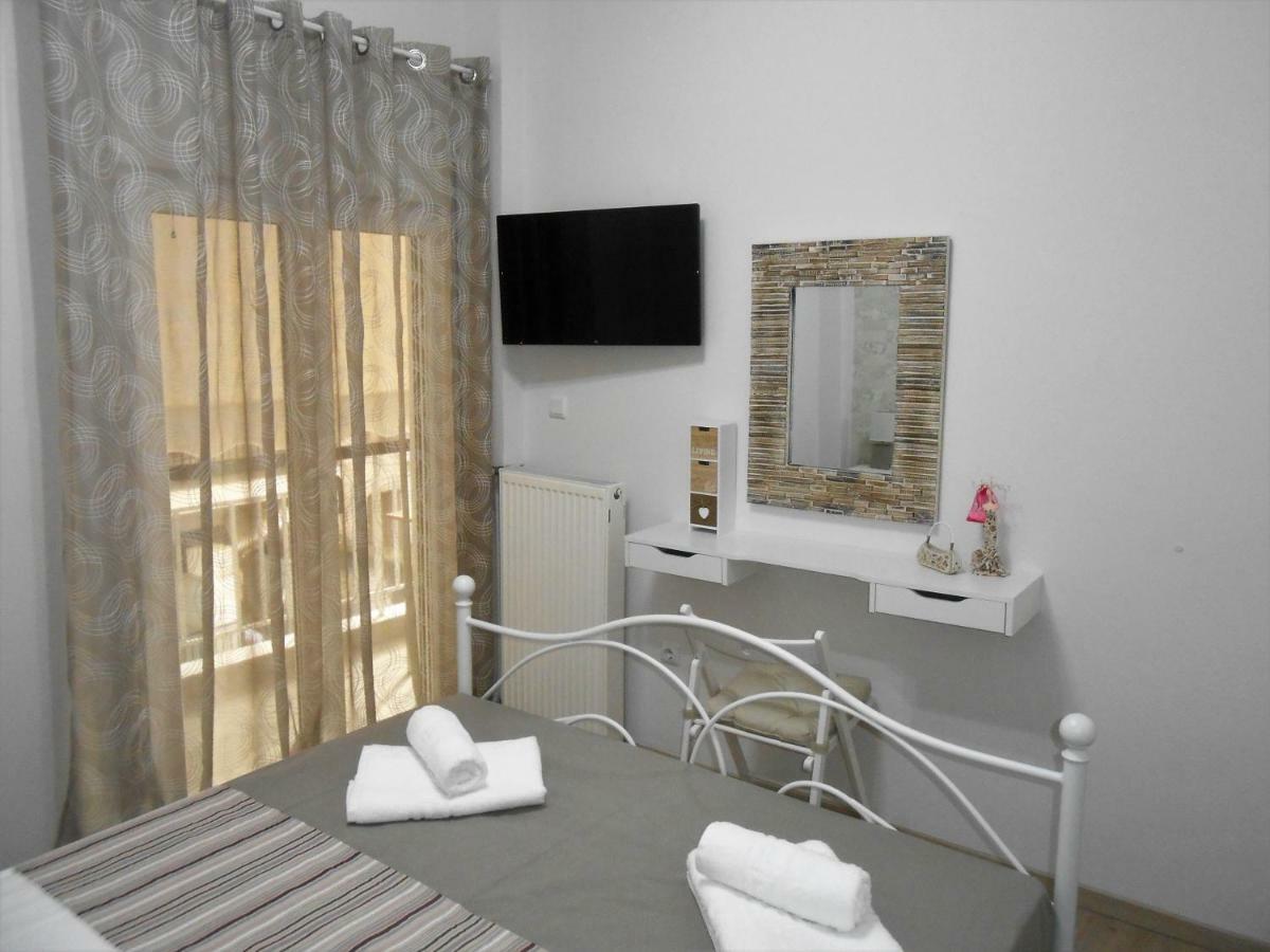 Marras Apartment เอเธนส์ ภายนอก รูปภาพ